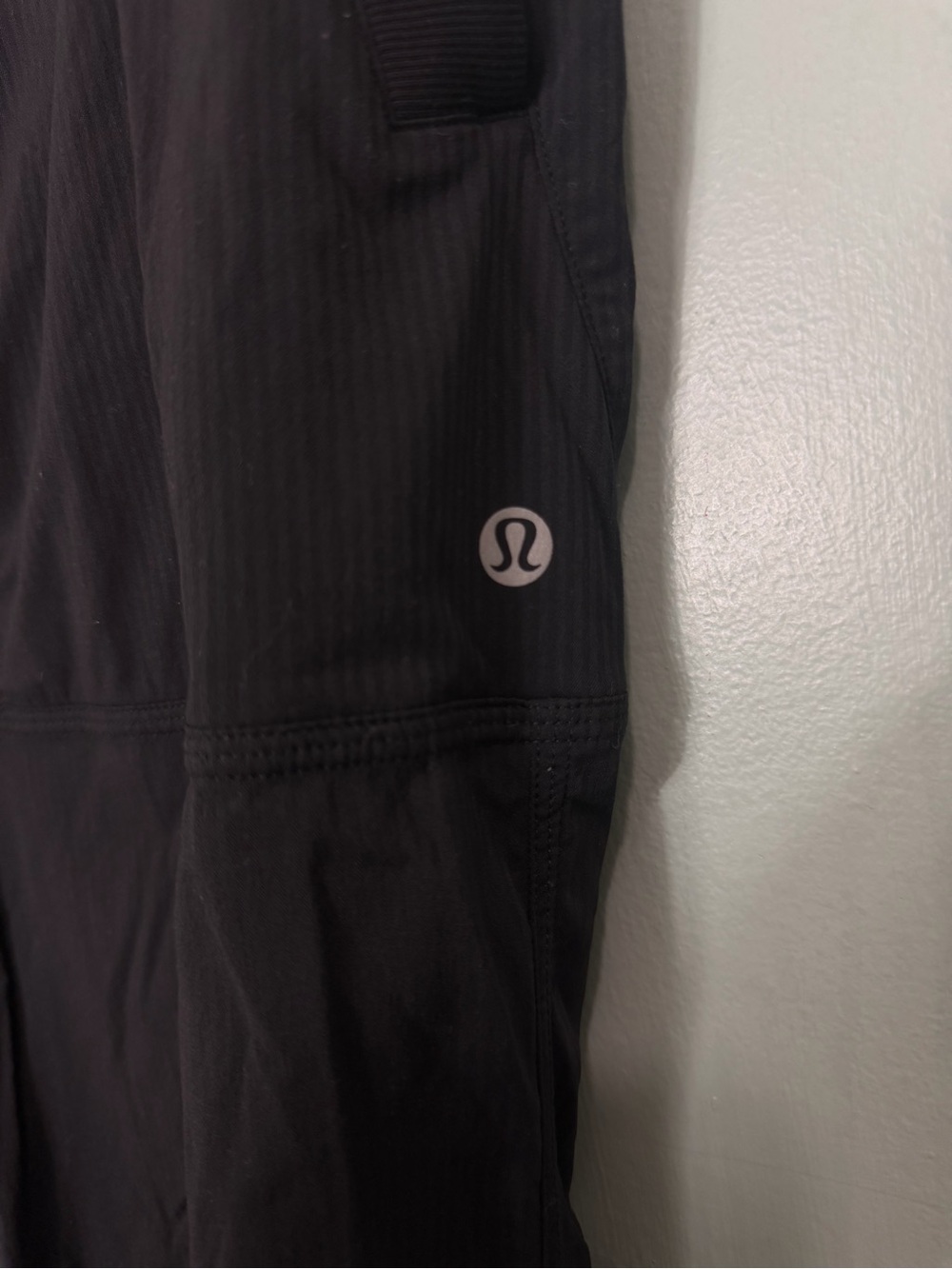 Lululemon Dance Studio Mid Rise Pant Regular Black Women Size 12 Joggers‎ - Picture 2 of 5
